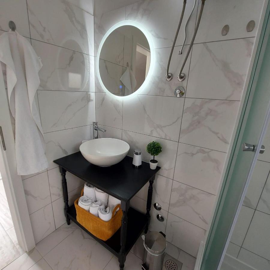 Apartmani Neva, Pridraga Exteriör bild