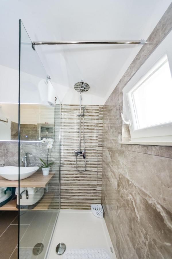 Apartmani Neva, Pridraga Exteriör bild