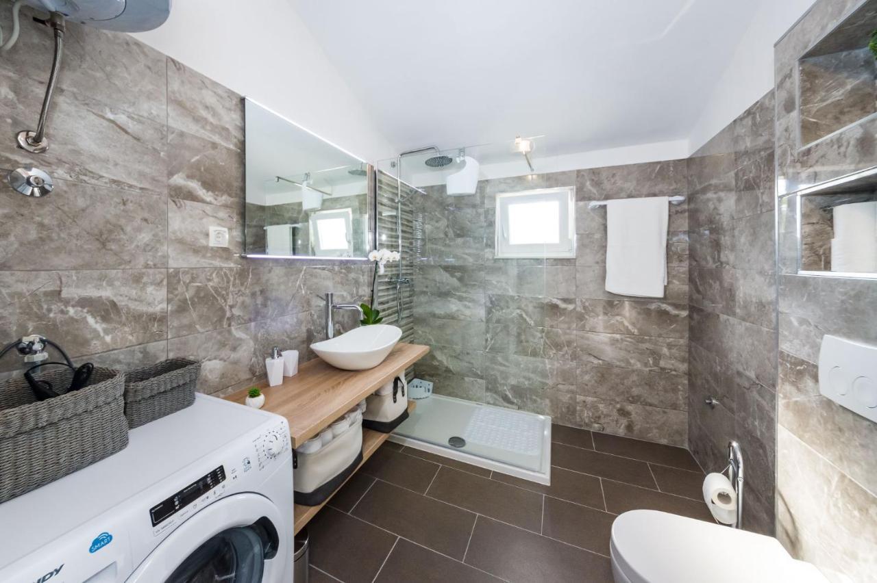 Apartmani Neva, Pridraga Exteriör bild